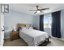 18 - 7091 CLAYTON WALK - 27