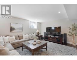 18 - 7091 CLAYTON WALK - 39