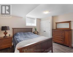 18 - 7091 CLAYTON WALK - 41