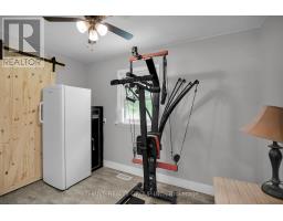 27749 CLYDE STREET - 20