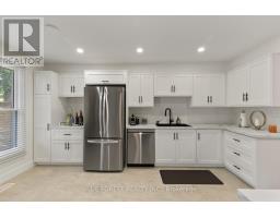 375 EVERGLADE CRESCENT - 21