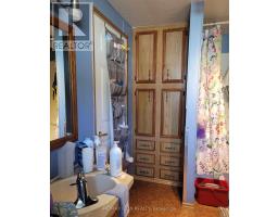 34 - 9839 LAKESHORE ROAD - 15