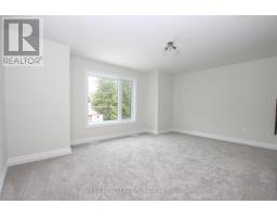 2613 QUEEN STREET - 18