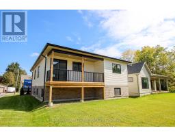 2613 QUEEN STREET - 3