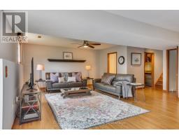 186 SCARLETT CIRCLE - 24