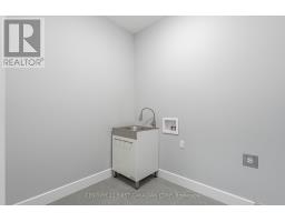 15 GREENE STREET - 25
