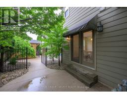 106 WOODLILY LANE - 5