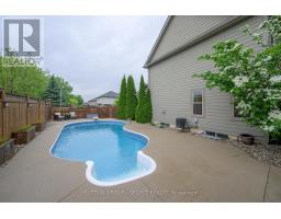 106 WOODLILY LANE - 6