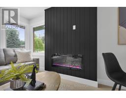 5 THORNCREST CRESCENT - 6