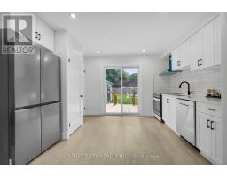 5 THORNCREST CRESCENT - 9