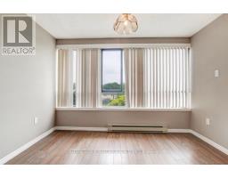 408 - 1600 ADELAIDE STREET N - 10