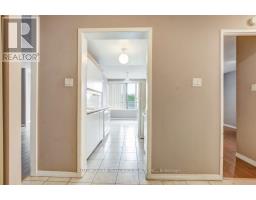 408 - 1600 ADELAIDE STREET N - 7