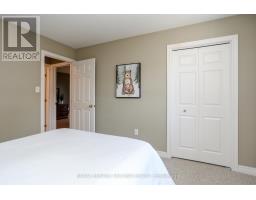 20 LINDEN LANE - 15