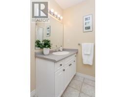 20 LINDEN LANE - 31