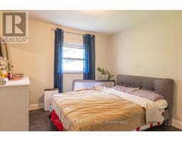 425 RIVERSIDE DRIVE - 13
