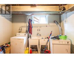 425 RIVERSIDE DRIVE - 36
