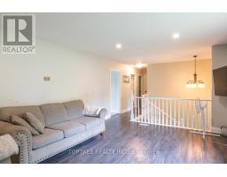 425 RIVERSIDE DRIVE - 9
