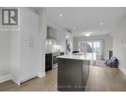 2 - 555 SUNNINGDALE ROAD E - 11