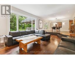 4 LINKSGATE ROAD - 12