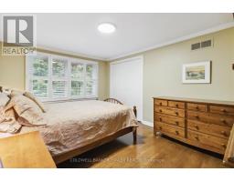 4 LINKSGATE ROAD - 31