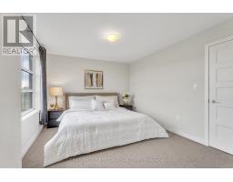 946 WEST VILLAGE SQUARE - 30