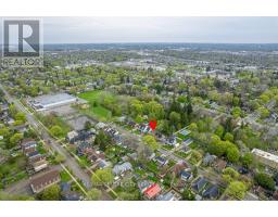 627 WALLACE STREET - 27