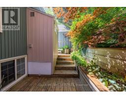 40 LAKESIDE CIRCLE - 42