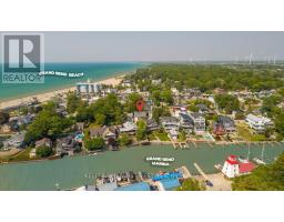 40 LAKESIDE CIRCLE - 48