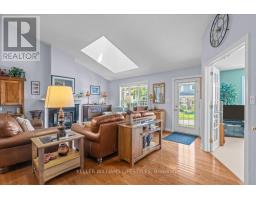 40 LAKESIDE CIRCLE - 7