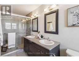 3 - 727 APRICOT DRIVE - 37