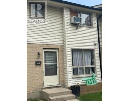 41 - 355 SANDRINGHAM CRESCENT - 1