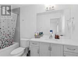 101 BASIL CRESCENT - 32
