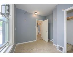 178 WELLINGTON STREET - 18