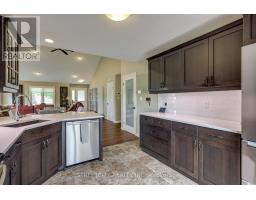 2 NOBLE LANE - 19