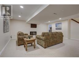 2 NOBLE LANE - 31