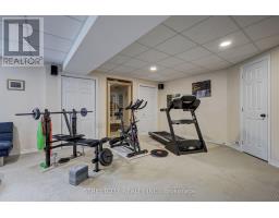 2 NOBLE LANE - 35