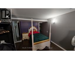 18 CONNAUGHT AVENUE - 17
