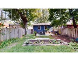 18 CONNAUGHT AVENUE - 24