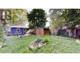 18 CONNAUGHT AVENUE - 28