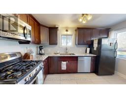 18 CONNAUGHT AVENUE - 6
