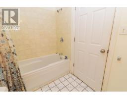 1217 VICTORIA DRIVE E - 31