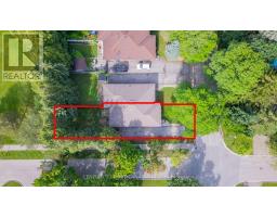 1217 VICTORIA DRIVE E - 35