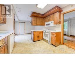 383 WEST STREET - 24