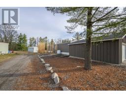 A22 - 4838 SWITZER DRIVE - 13