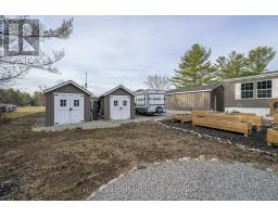 A22 - 4838 SWITZER DRIVE - 6