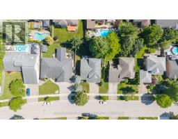 538 AMBLESIDE DRIVE - 35