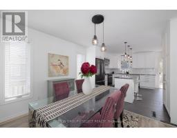 538 AMBLESIDE DRIVE - 7