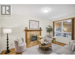 78 COLONIAL CRESCENT - 16