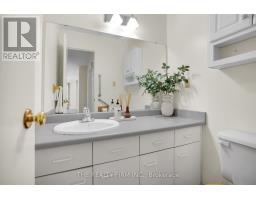 78 COLONIAL CRESCENT - 17
