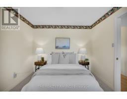 78 COLONIAL CRESCENT - 28